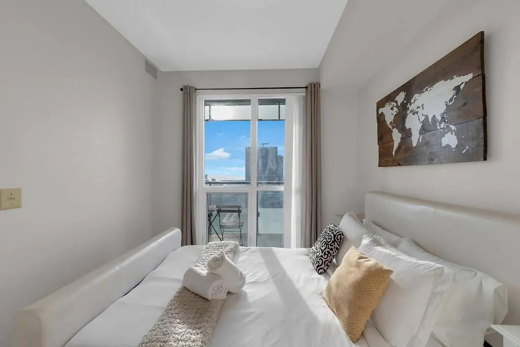 Apartment Rare 1Br - Rooftop Pool, Next To Mtcc & Cn Tower Toronto