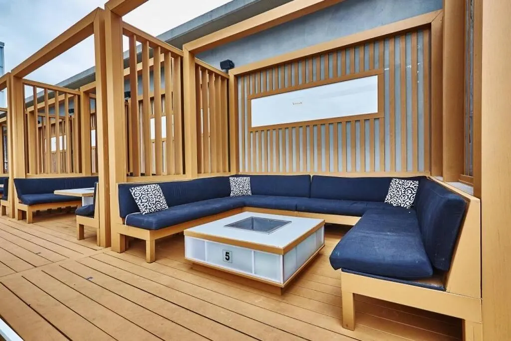 Apartment Rare 1Br - Rooftop Pool, Next To Mtcc & Cn Tower Toronto