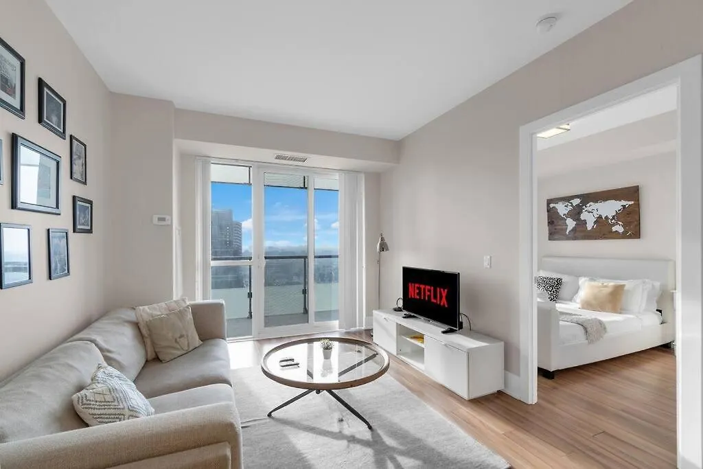 Rare 1Br - Rooftop Pool, Next To Mtcc & Cn Tower Toronto Canada